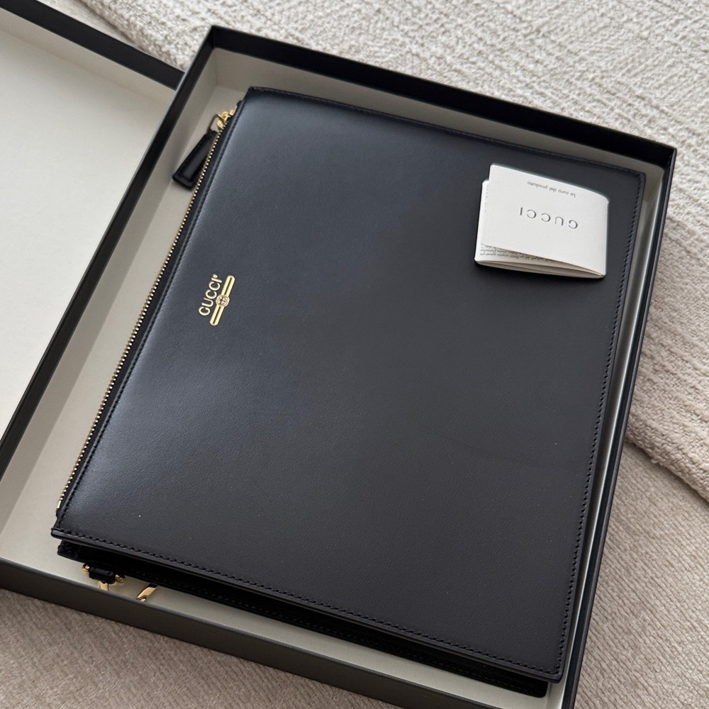 Gucci envelope wristlet